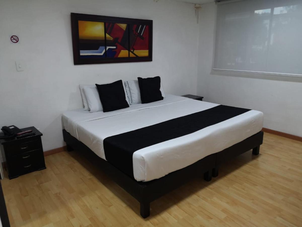 Hotel Santiago Plaza โบโกตา ภายนอก รูปภาพ